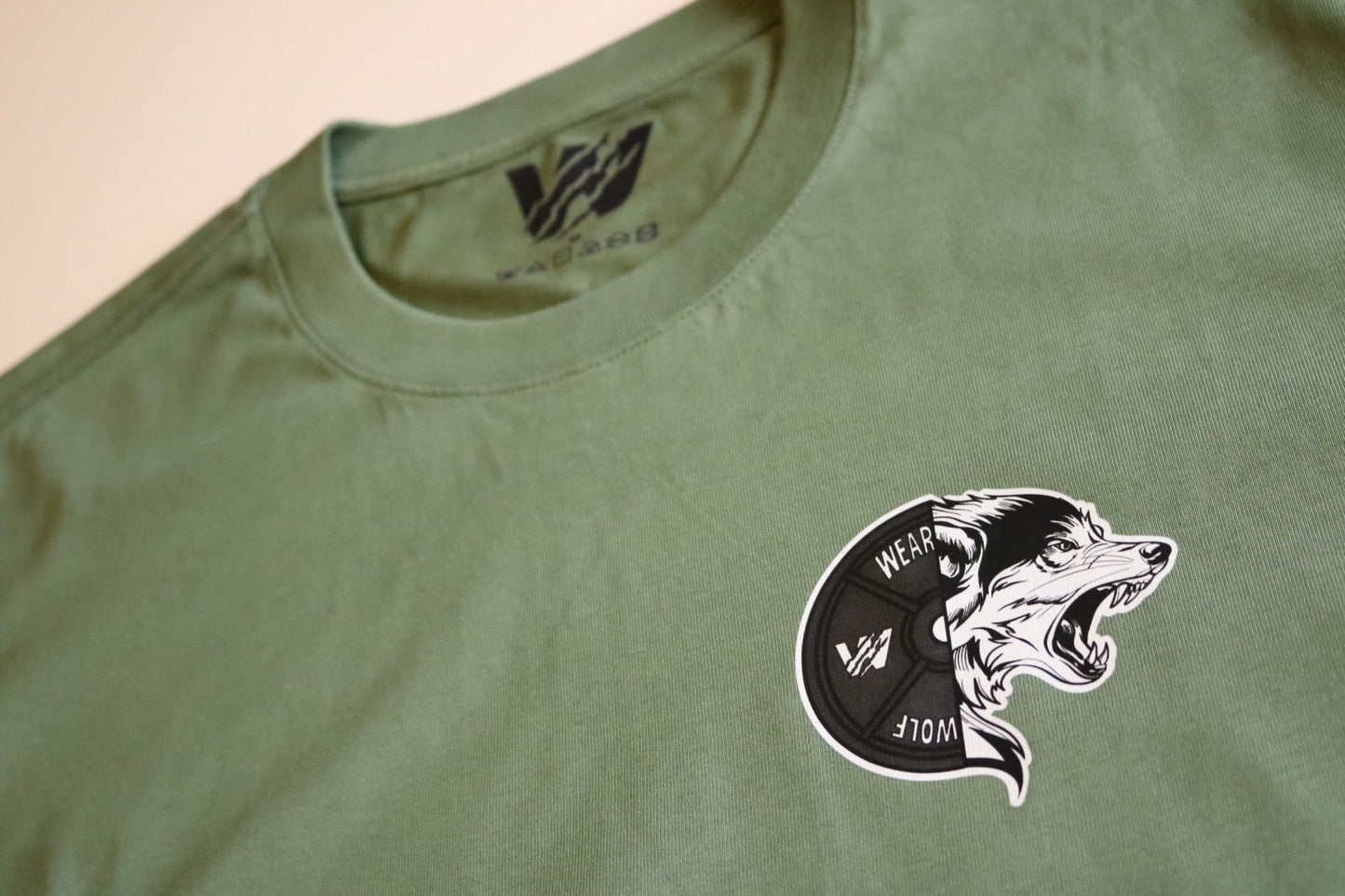 Oversized Tee - Wolf Plate Green